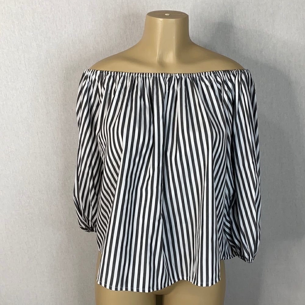 Ecru Lab Off Shoulder Top. Size Small / Medium New